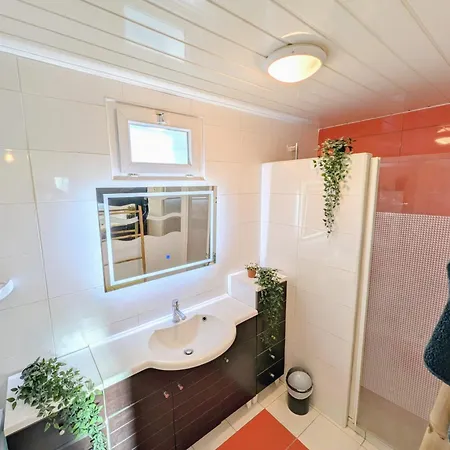 Studio ☆ Cite Du Vin ☆ Stationnement Gratuit Dans La Rue ☆ Street Park Free Pensionat Bordeaux