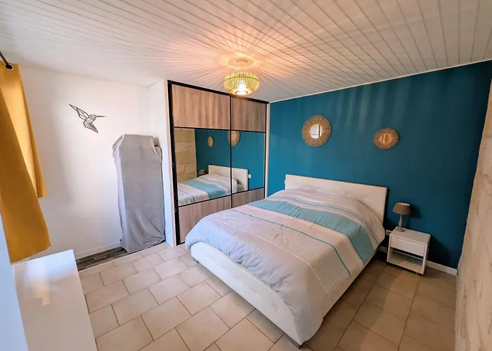 Гостевой дом Studio ☆ Cite Du Vin ☆ Stationnement Gratuit Dans La Rue ☆ Street Park Free 3*