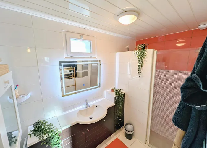 Studio ☆ Cite Du Vin ☆ Stationnement Gratuit Dans La Rue ☆ Street Park Free Gæstehus Bordeaux