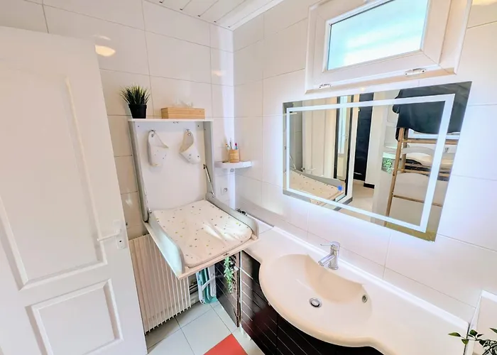 Studio ☆ Cite Du Vin ☆ Stationnement Gratuit Dans La Rue ☆ Street Park Free 3* Bordeaux