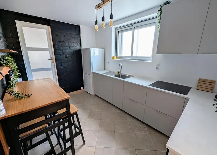 Studio ☆ Cite Du Vin ☆ Stationnement Gratuit Dans La Rue ☆ Street Park Free בית הארחה בורדו