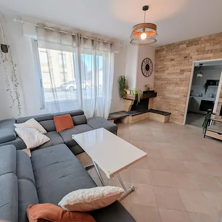 Guest house Studio ☆ Cite Du Vin ☆ Stationnement Gratuit Dans La Rue ☆ Street Park Free